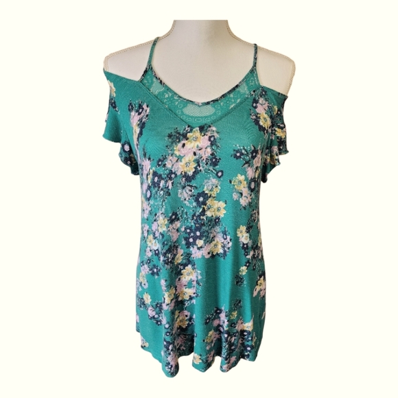 Maurices Women's Floral Cold Shoulder Top, Short Sleeve, Size Medium, M - Picture 1 of 14